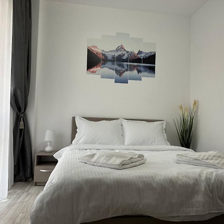 Relax Home River Яссы Экстерьер фото